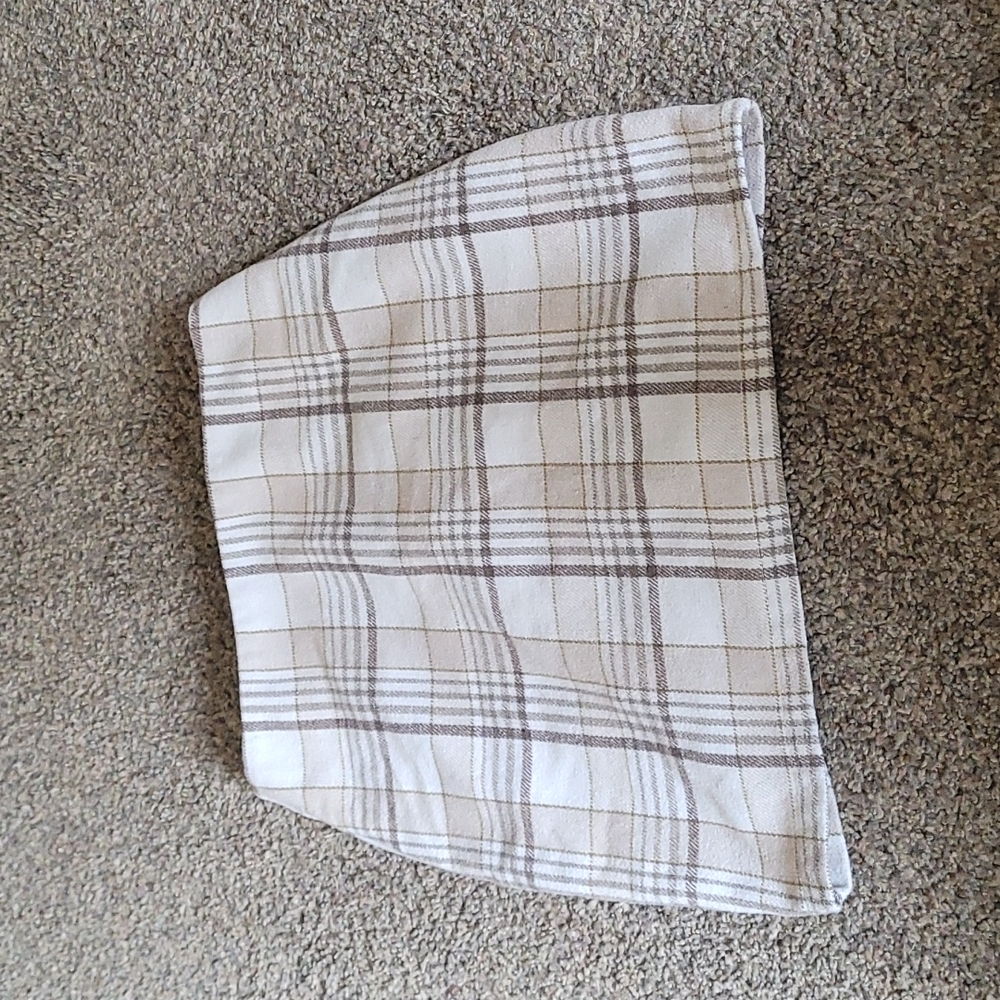 Shein, small , white and brown, plad